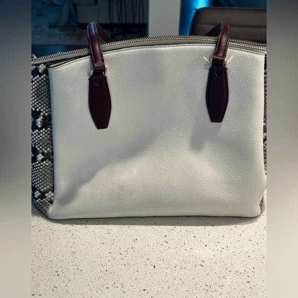 Kate Spade Large Hudson Tote - Picture 3 of 6